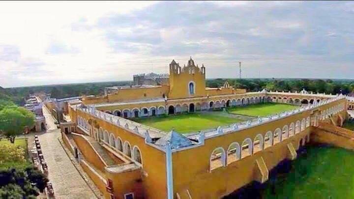 Hotel San Miguel Arcangel Izamal Exterior photo